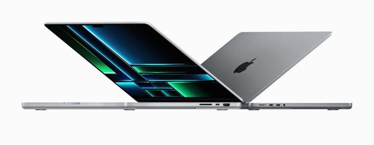 Apple представила MacBook Pro 14 и 16 с процессорами M2 Pro и M2 Max
