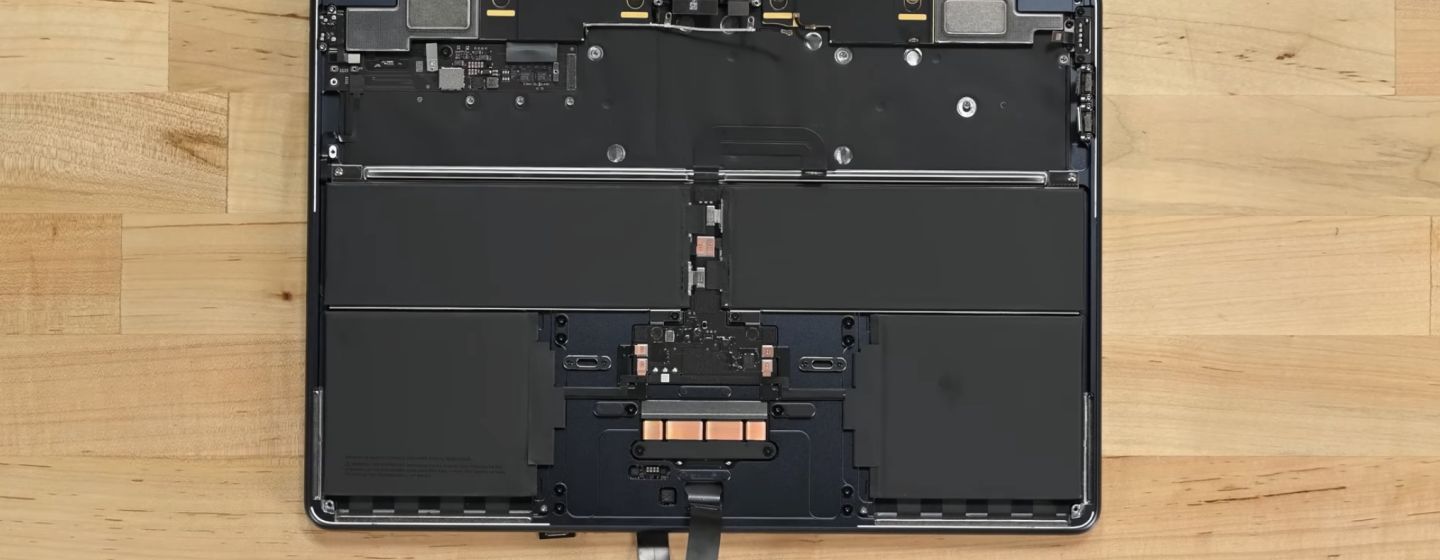 iFixit разобрали MacBook Air M2