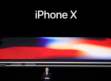 Apple упростила ремонт Face ID в iPhone X