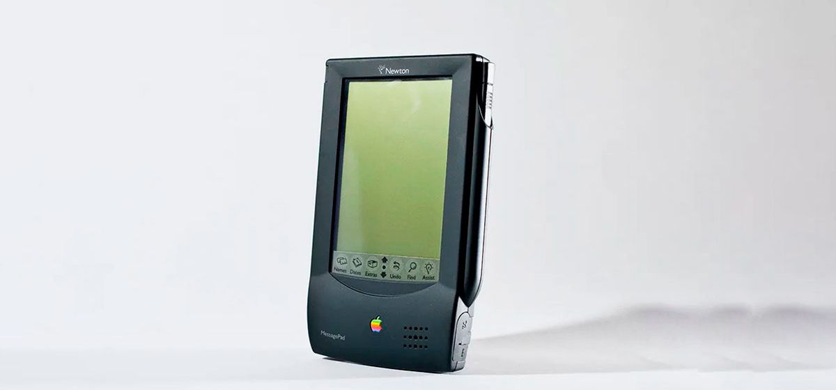 Apple прекратила выпуск Newton 25 лет назад