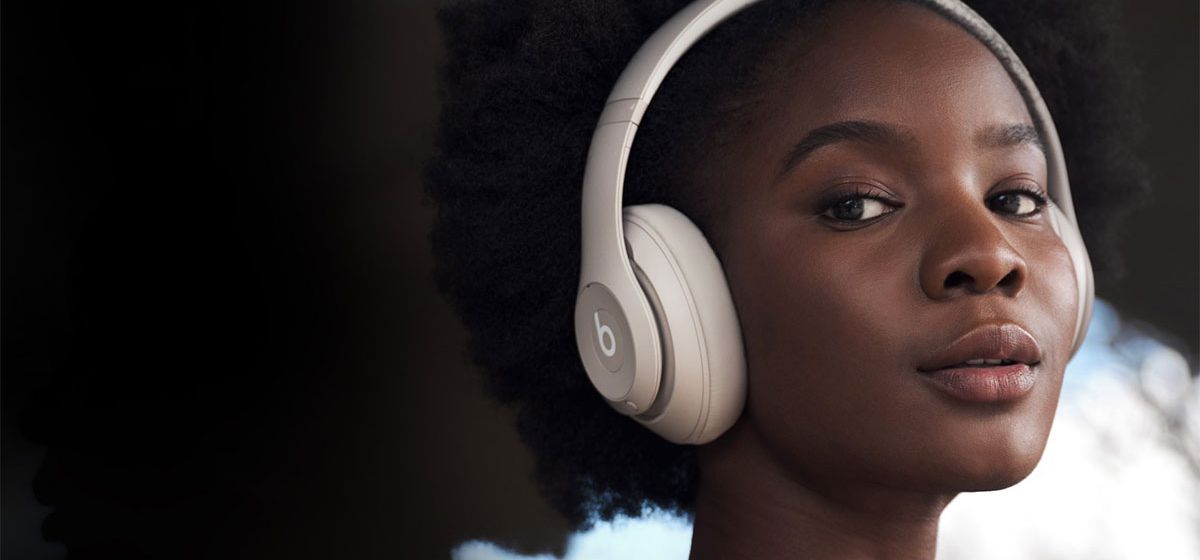 Apple представила полноразмерные Beats Studio Pro