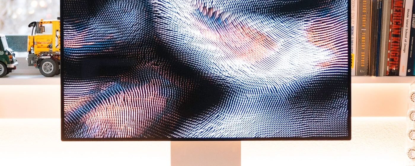 Apple разрабатывает новый монитор в 2 раза дешевле Pro Display XDR