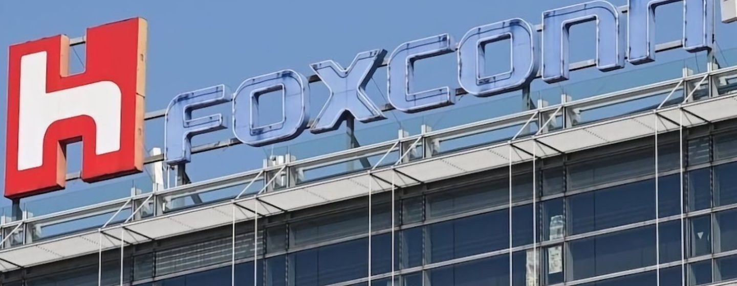 На заводе Foxconn в Китае по производству iPhone начались массовые протесты сотрудников