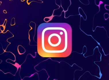 Instagram тестирует Stories с вертикальной прокруткой
