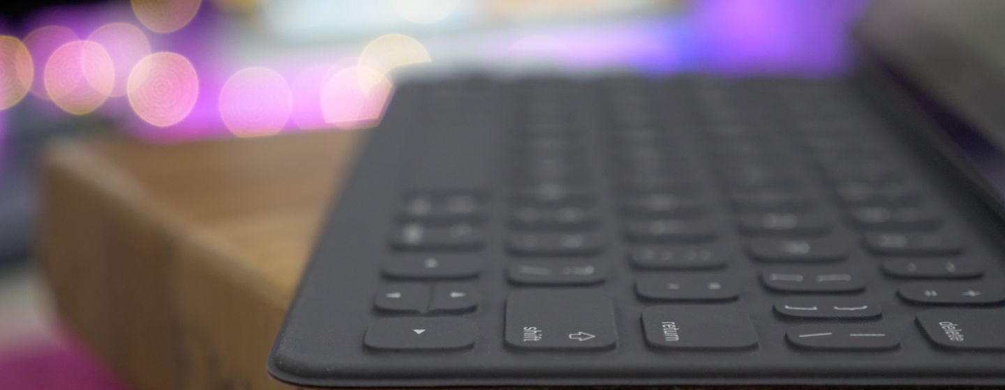 Как подключить клавиатуру Smart Keyboard к Apple iPad?