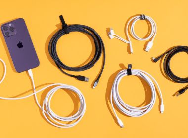 Топ 10 кращих Lightning кабеля для iPhone в 2023 році