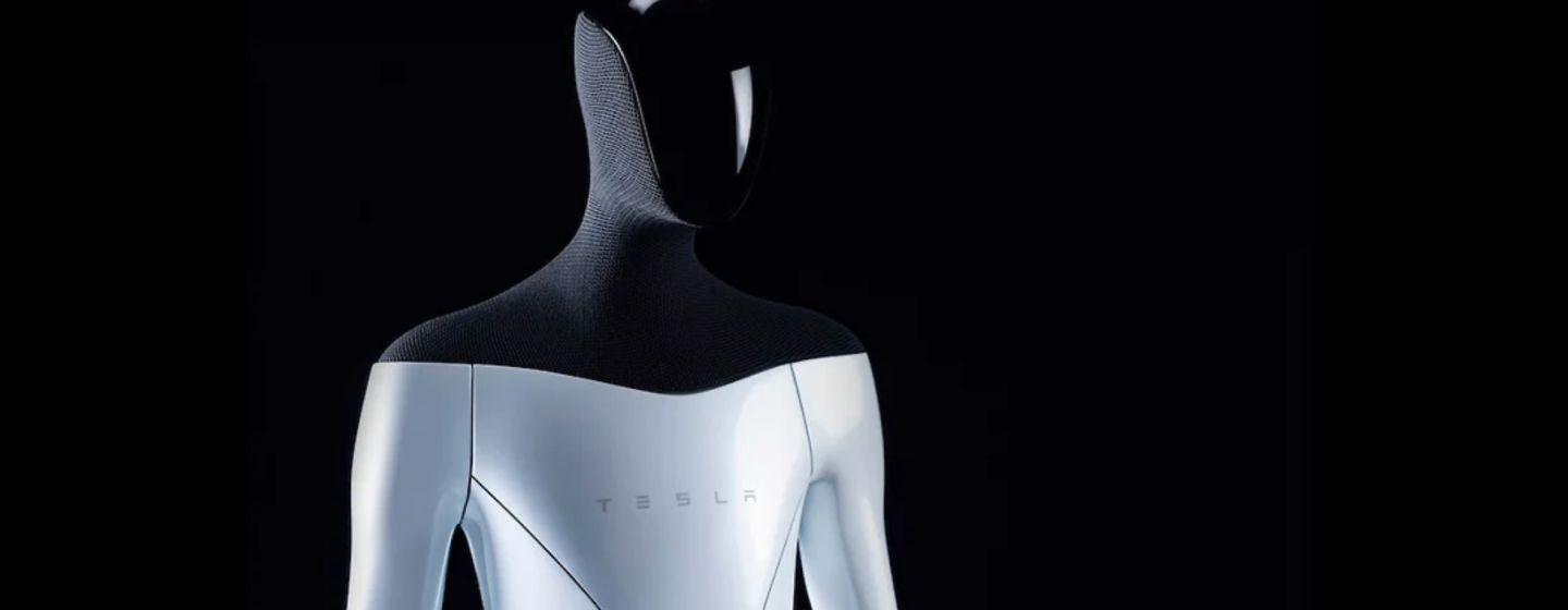 Tesla покажет рабочий прототип робота-гуманоида 30 сентября