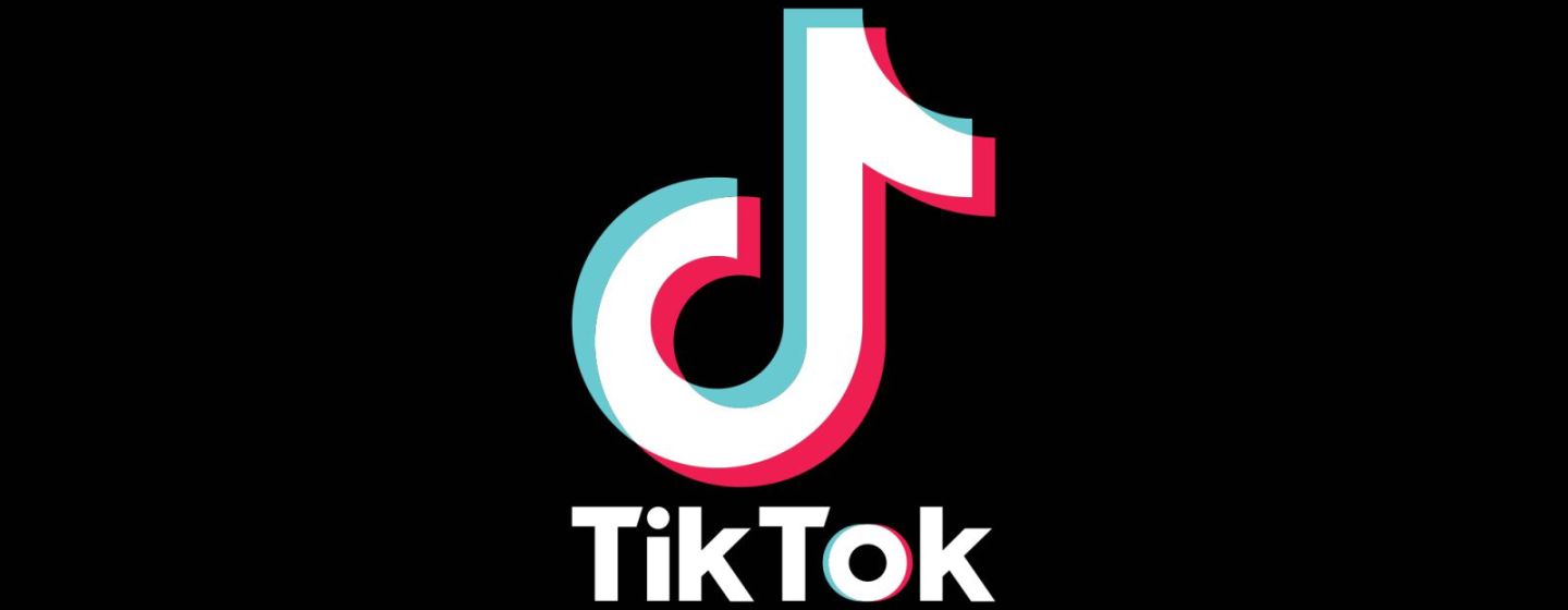 TikTok обходить комісію App Store