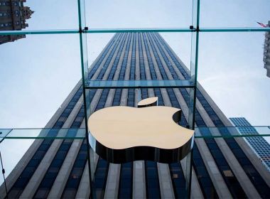 В Украине арестовали хакеров за фишинговые сайты Apple и Samsung В Украине арестовали хакеров за фишинговые сайты Apple и Samsung
