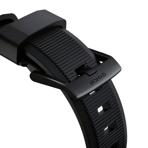 Силиконовый ремешок Nomad Rugged Band Black Rubber / Silver Hardware для Apple Watch 49мм | 45мм | 44мм
