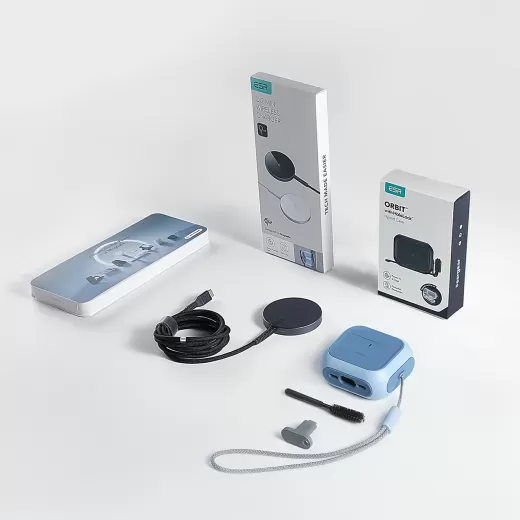 Чехол ESR Orbit Hybrid Snap-and-Charge Bundle White для AirPods 4 (2024)
