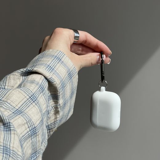 Силіконовий чохол із карабіном CasePro Protective Silicone Case Antique White для AirPods 3
