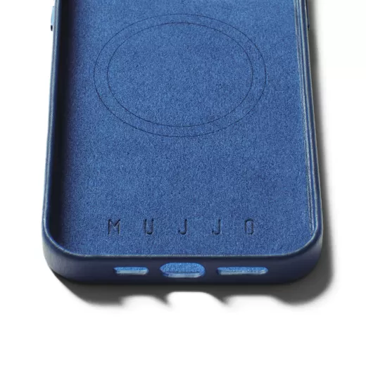 Кожаный чехол Mujjo Full Leather Case Monaco Blue для iPhone 15 Pro