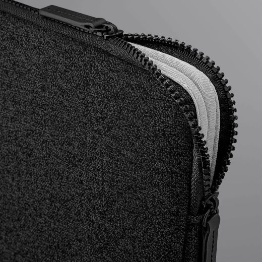 Чехол Laut INFLIGHT Protective Sleeve Black для Macbook Pro 14"