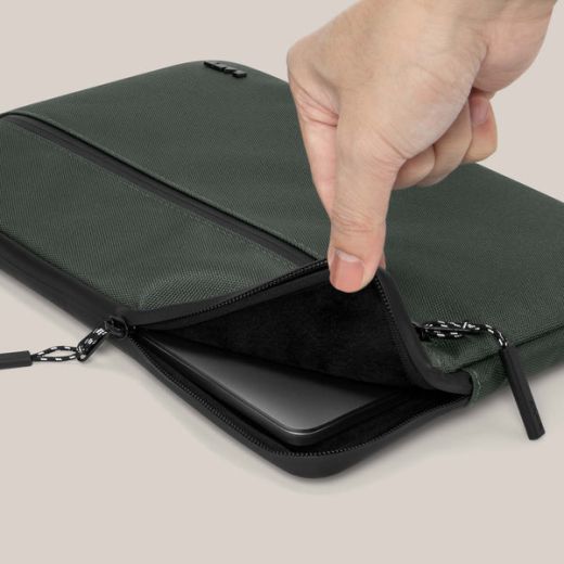 Чохол-папка LAUT URBAN Protective Sleeve Olive для MacBook 14"