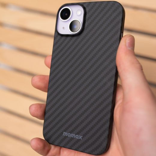 Чехол Momax Carbon Fiber Texture Magnetic Protective для iPhone 14 Plus
