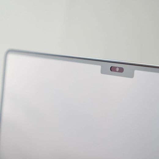 Защитное стекло Moshi iVisor XT Clear Screen Protector Black (Clear/Glossy) для MacBook Air 13.6" (M2 | 2022) (99MO040919)