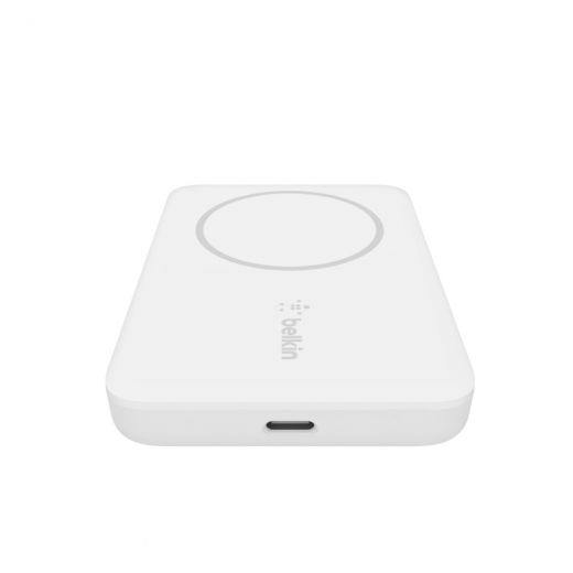 Повербанк (Внешний аккумулятор) Belkin Wireless Power Bank MagSafe 2500mAh White (BPD002btWH)